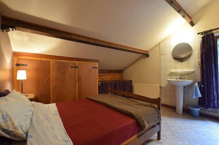 Location de vacances pour 10 personnes, avec jardin et terrasse à Bouillon - 4