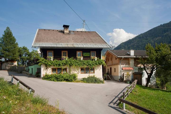Ferienhaus für 3 Personen, mit Terrasse und Garten