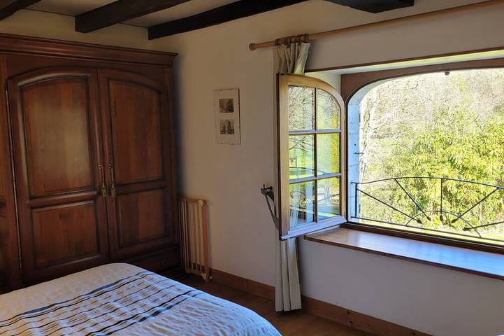 Location de vacances pour 6 personnes, avec terrasse et jardin à Saint-Pierre-de-Côle - 4