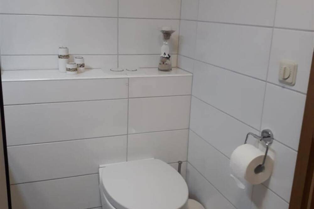 Ganze Wohnung, Rosenhof, Deutschland in Erfde, Eider-Treene-Sorge