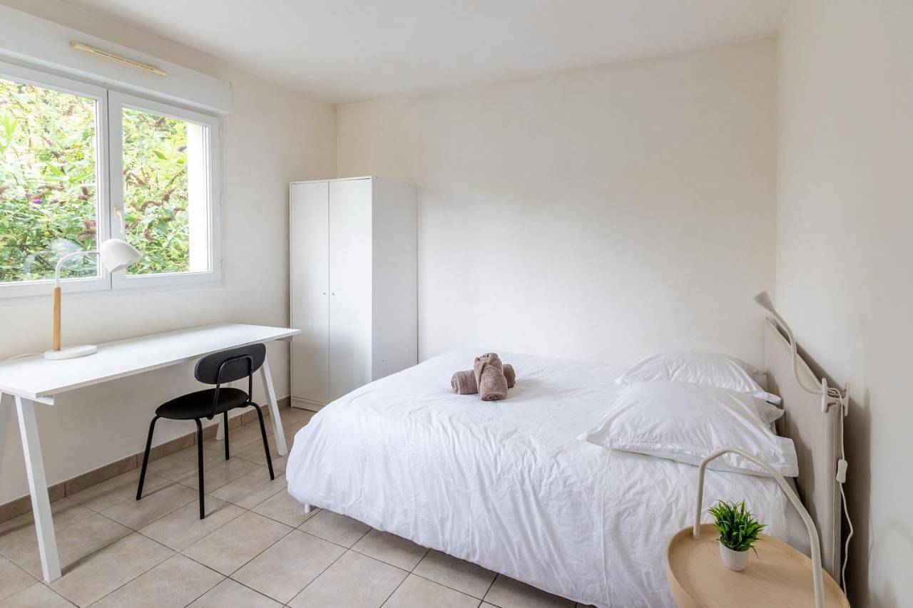 Appartement entier, Le Poincaré, Proche Gare Rer, Parking, Arrivée autonome in Palaiseau, Essonne