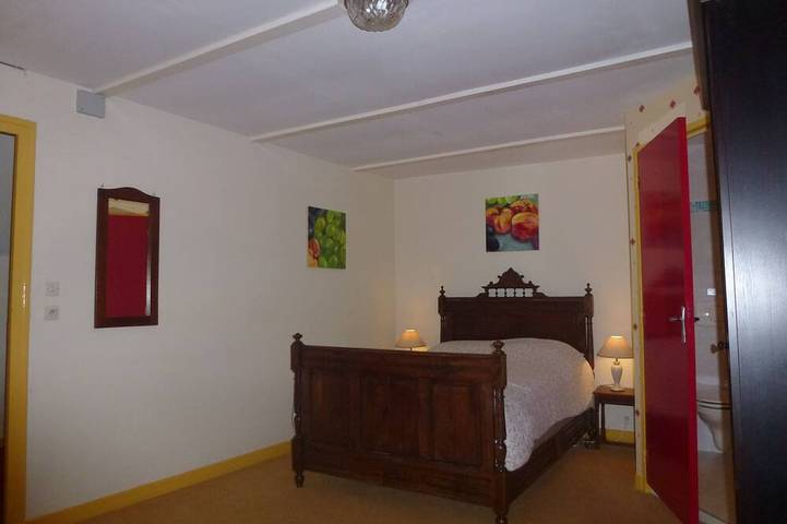 Château pour 18 personnes, avec jardin ainsi que jacuzzi et piscine dans le Puy-de-Dôme - 3