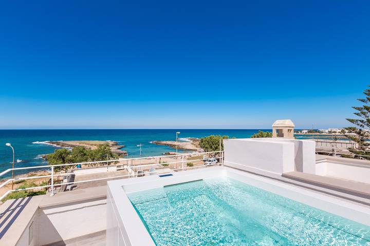Villa per 8 persone, con idromassaggio a Torre Santa Sabina