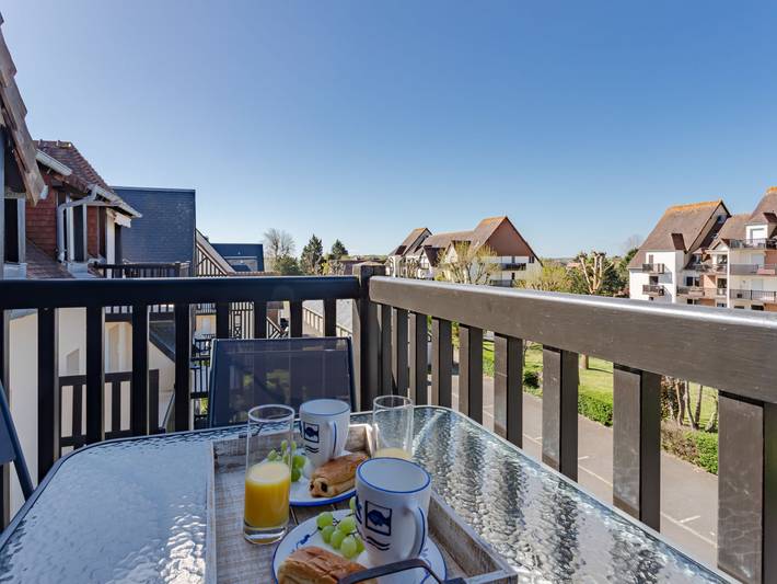 Location de vacances pour 4 personnes, avec Balcon à Cabourg