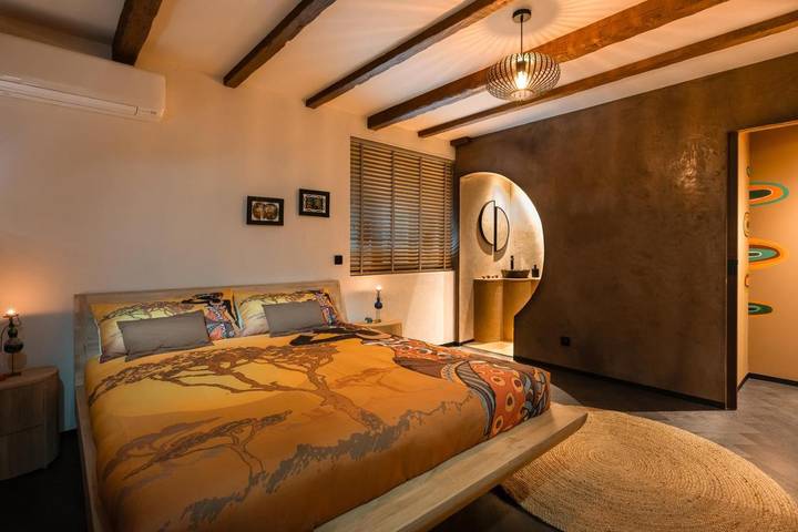 Chambre d’hôte pour 2 personnes, avec Jacuzzi et Terrasse ainsi que Jardin et Sauna à Hamont-Achel