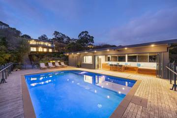Holiday Home for 12 People in Mount Martha, Mornington Peninsula, Photo 1