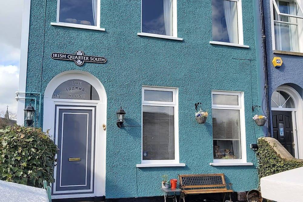 Ganze Wohnung, Das 157 Jahre alte Straßenbahnhaus in Carrickfergus, Grafschaft Antrim