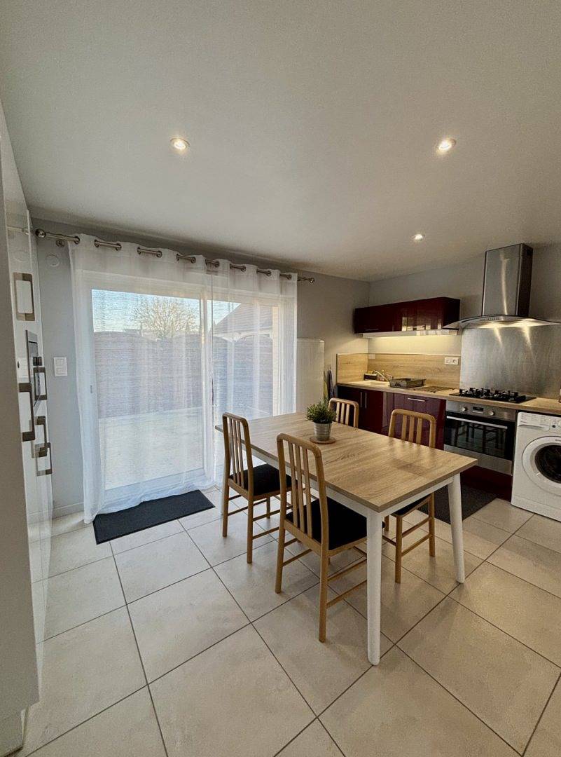 Gîte de charme tout confort avec terrasse et parking privé in Chaingy, Région d'Orléans