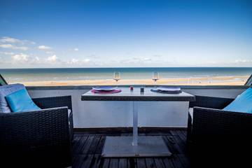 Gîte pour 4 personnes, avec balcon dans Plage du Hôme