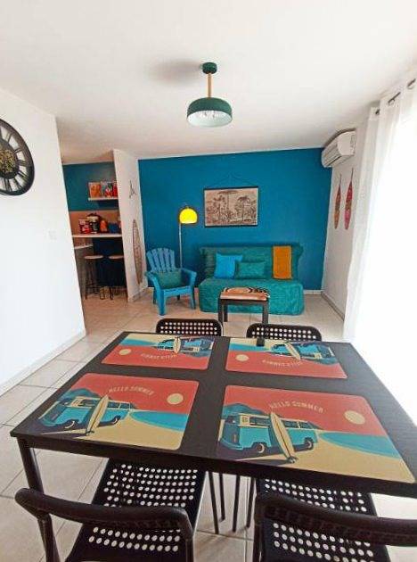 Gîte de Marilou, neuf, classé 3 étoiles, piscine résidence privée in Vallon-Pont-d'Arc, Ardèche