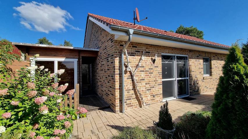 Ferienhaus für 4 Personen, mit Garten und Pool in Walchum