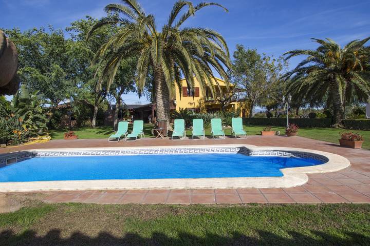 Casa rural para 14 personas, con Jardín en Aleixar