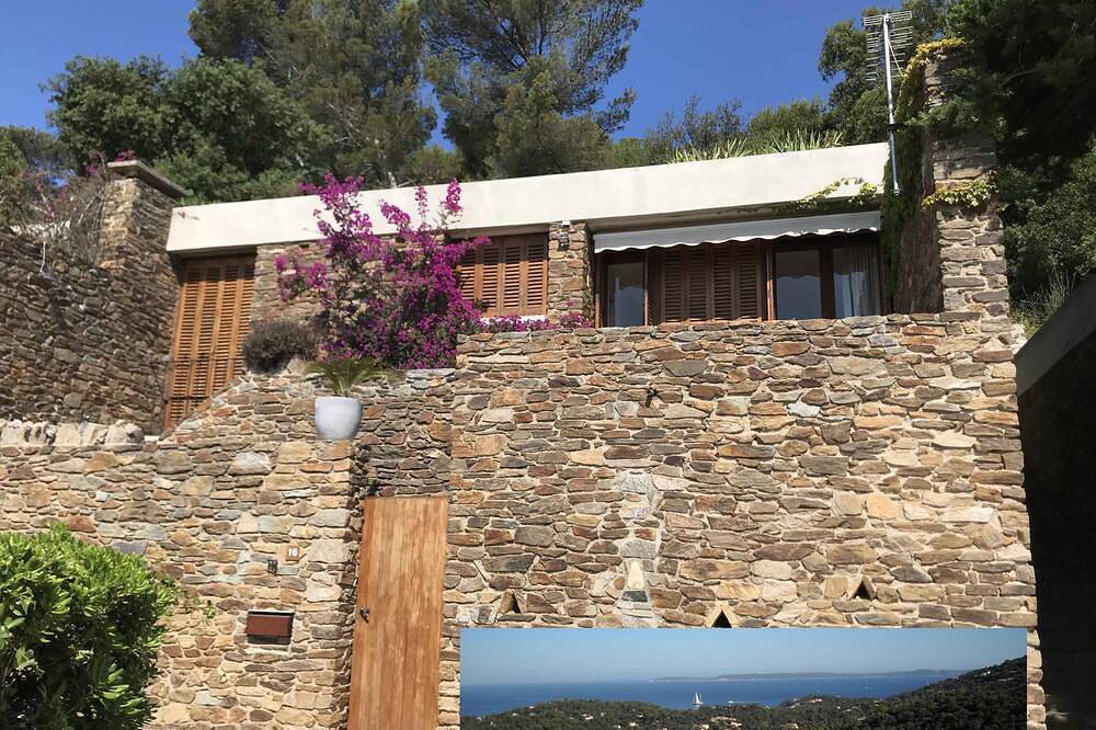 Haus mit einem Schlafzimmer - Außergewöhnliche Lage - Meerblick in Cap Bénat, Bormes-les-Mimosas