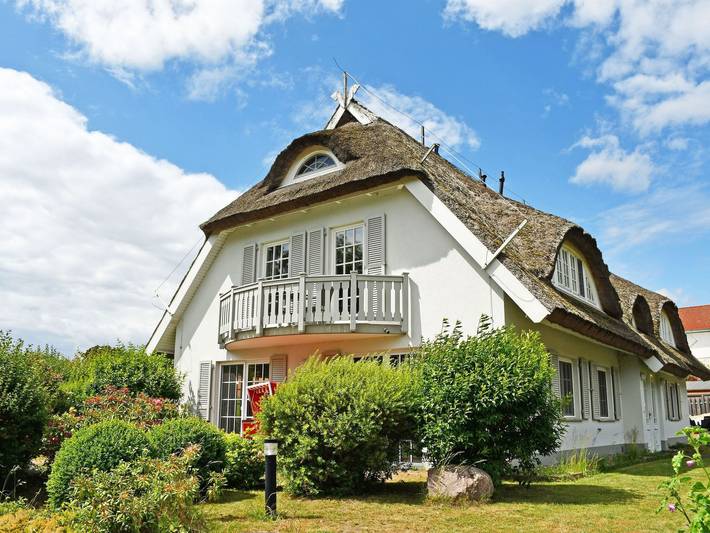 Ferienwohnung für 6 Personen, mit Terrasse und Garten, kinderfreundlich in Middelhagen