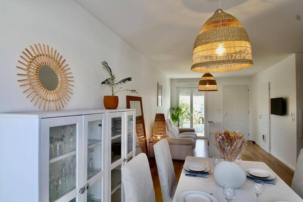 Three-Bedroom Villa in Puilboreau, Région de La Rochelle