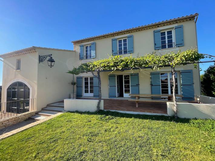 Maison de vacances pour 12 personnes, avec terrasse et piscine, adapté aux familles - 1