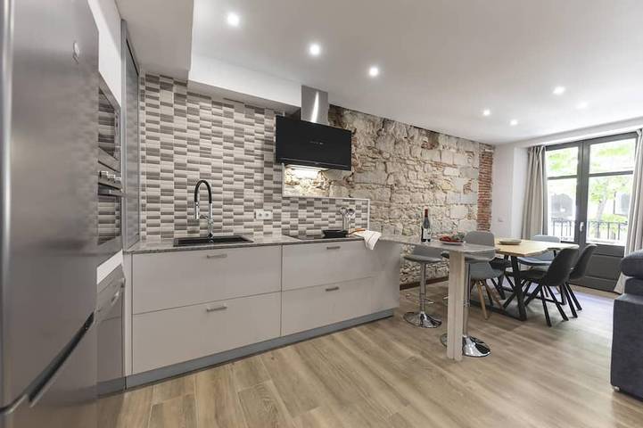 Ferienwohnung für 5 Personen, mit Balkon - 1