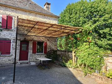 Gîte pour 4 personnes, avec terrasse, animaux acceptés dans Venarsal