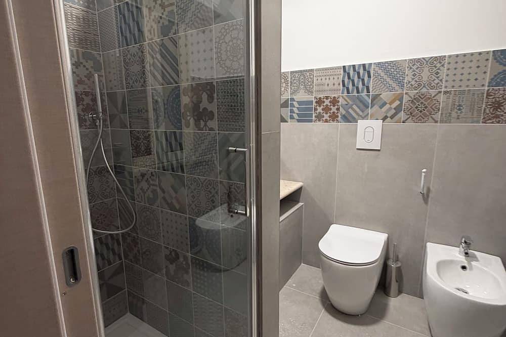 Entire apartment, Large studio apartment in the center and not far from the sea in Peschici, Peschici region