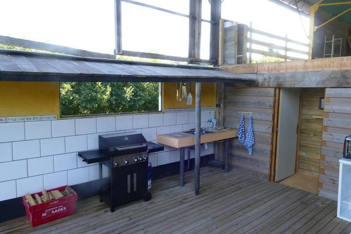 Camping pour 2 personnes, avec jardin et vue dans Massif central - 2