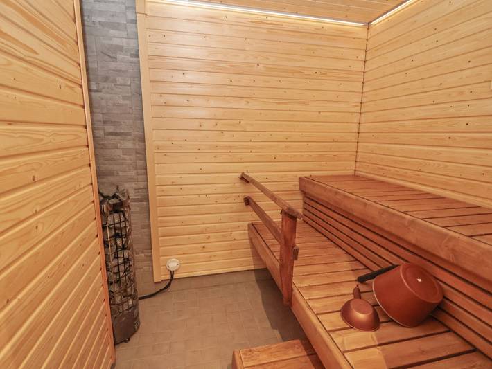Huvila tornionjoen rannalla in Lappland