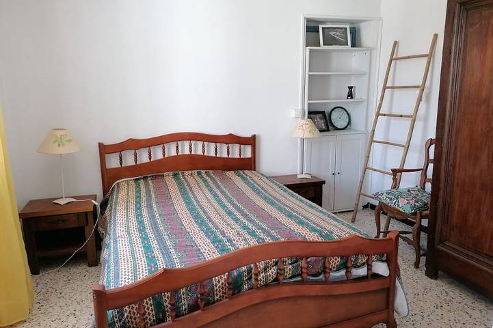 Ganze Wohnung, Studio in the countryside in Maubec, Regionaler Naturpark Luberon