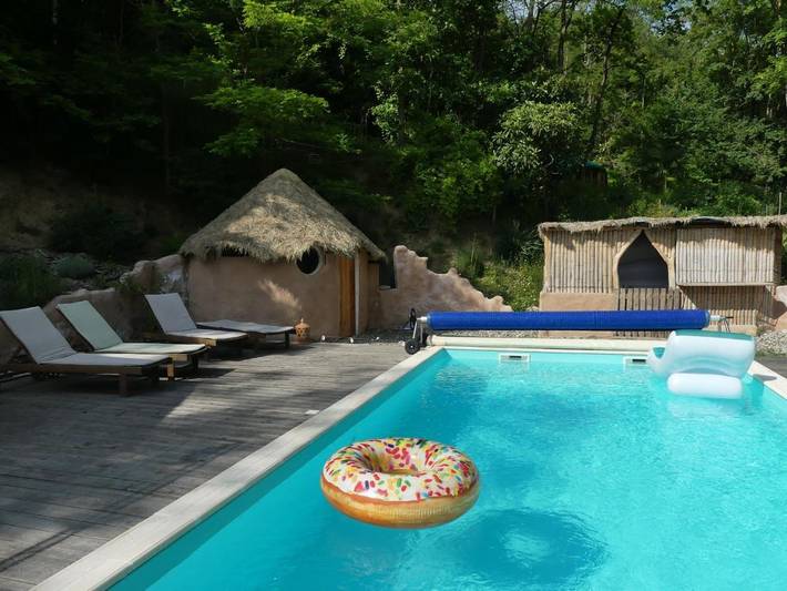 Location de vacances pour 4 personnes, avec jardin ainsi que vue et piscine, adapté aux familles à Calmont - 3