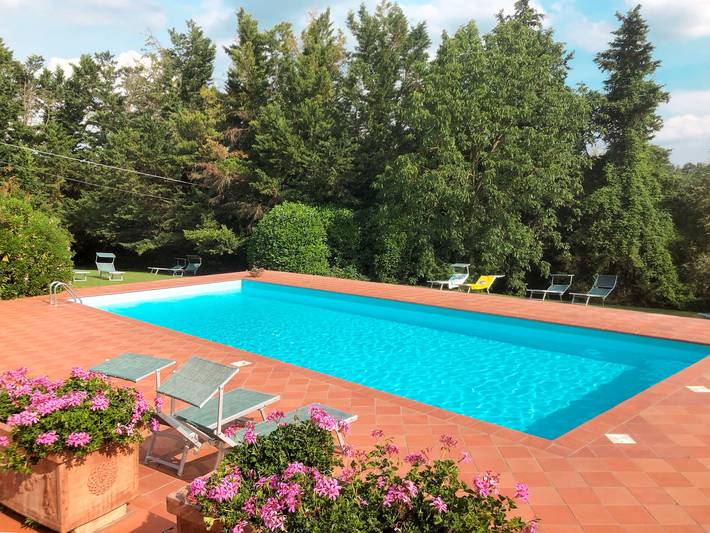 Location de vacances pour 2 personnes, avec Terrasse et Jardin à Colle di Val d'Elsa - 2