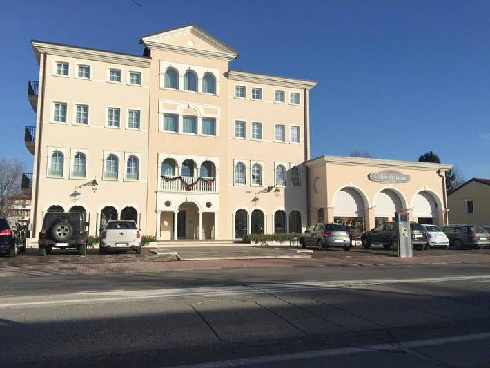 Apartahotel para 5 personas, con balcón y vistas, Se admiten mascotas en Venecia