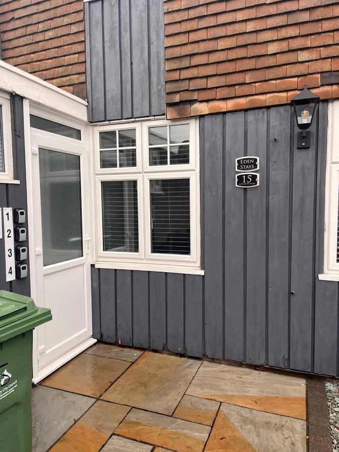 Eden Stays in Coventry, Birmingham Area