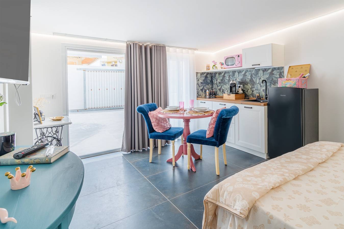 Appartamento intero, Appartamento 'La Casa di Susy' con terrazza privata, Wi-Fi e aria condizionata in Falaride, Avola