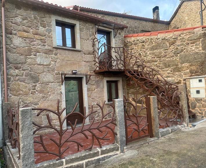 Gîte pour 4 personnes, avec Terrasse ainsi que Jardin et Vue à Padrón