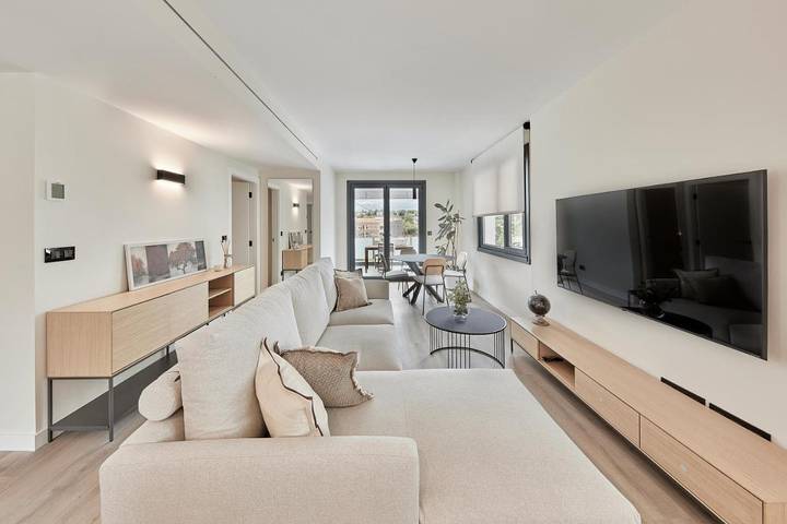 Apartamento de vacaciones para 4 personas, con vistas además de jardín y piscina - 1