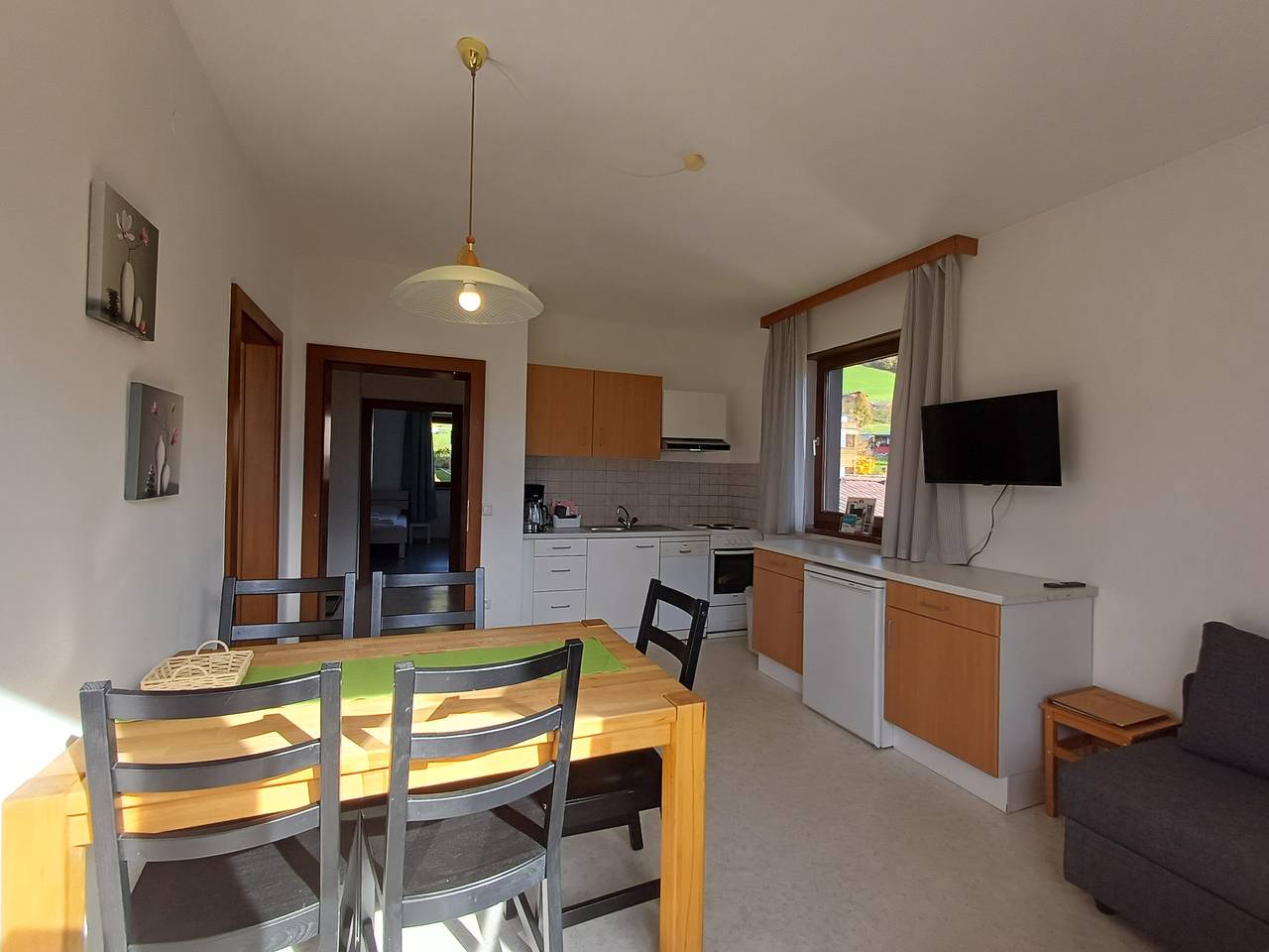 Ganze Wohnung, Profelt Apartment A, für 5, zentrale Lage in Uttendorf, Kitzbüheler Alpen