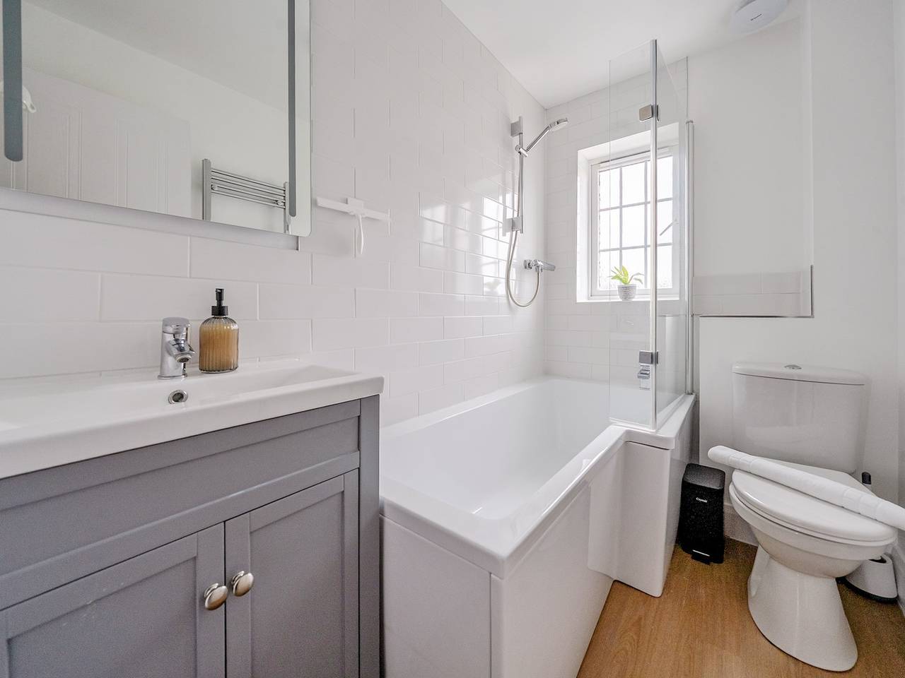 Pass the Keys | Lovely 3 Bed Garden Home - Oxford in Blackbird Leys, Oxford