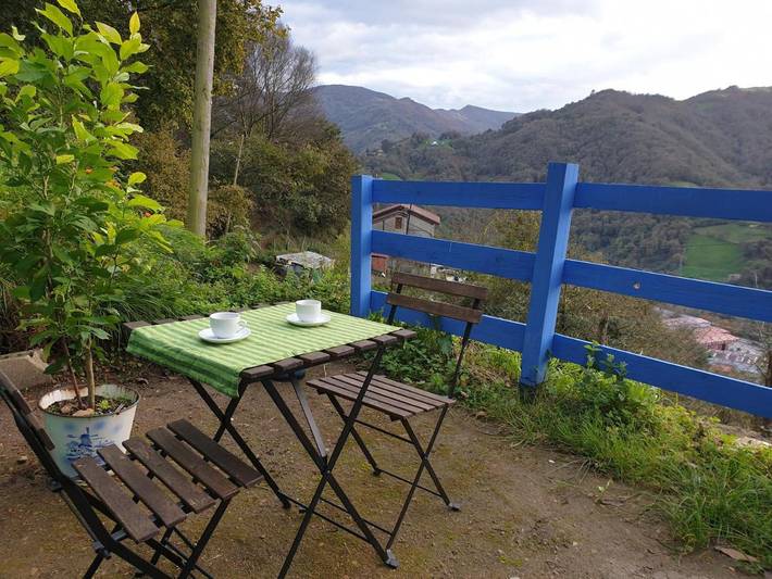 Casa de vacaciones para 5 personas, con jardín además de piscina y vistas, Familias con niños - 1