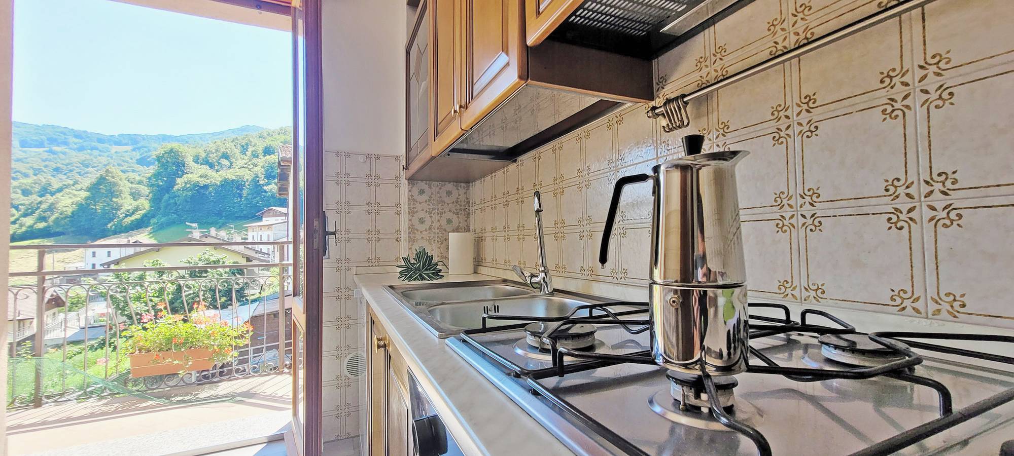 Appartamento intero, Spacious apartment with panoramic view in Pasturo, Comune di Pasturo