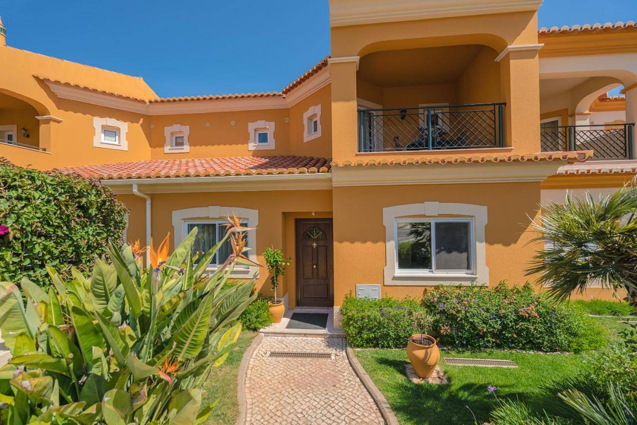 Beautiful Villa on Boavista Golf Resort - Daily Service & Spa Access in Santa Maria, Lagos