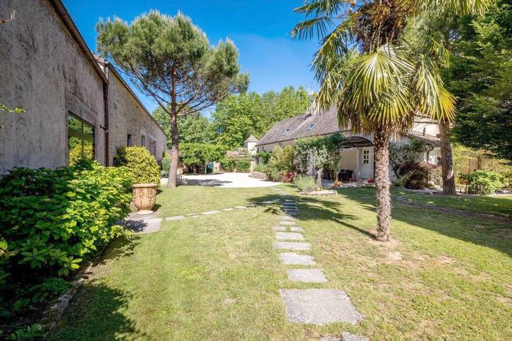 Location de vacances pour 2 personnes, avec Terrasse ainsi que Jardin et Piscine à Sainte-Marie-la-Blanche