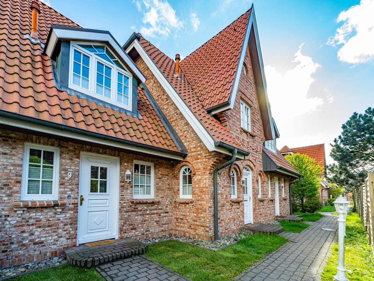 Ganze Ferienwohnung, Inselnest - Ferienhausteil für bis 4 Personen mit Garten. - Nur 350 Meter bis zum Strand! in Westerland, Sylt (Gemeinde)