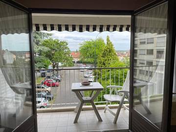 Gîte pour 3 personnes, avec balcon et vue à Chennevières-sur-Marne
