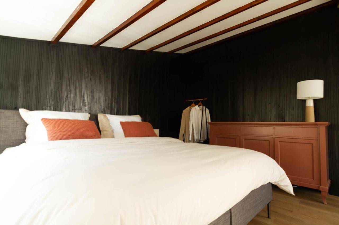 Deluxe Double Room (2 Adults + 1 Child) in Limburg