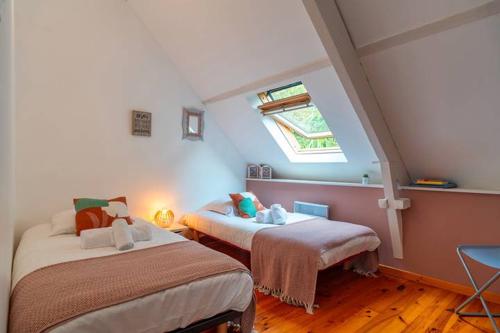 Ferienhaus für 4 Personen mit Terrasse in Séné, Côte des Mégalithes