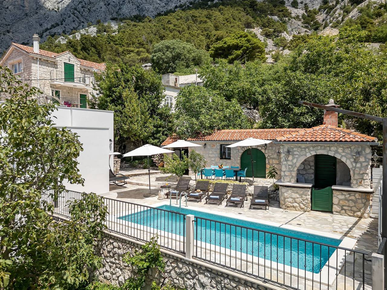 Villa Luma in Baska Voda, Makarska Riviera