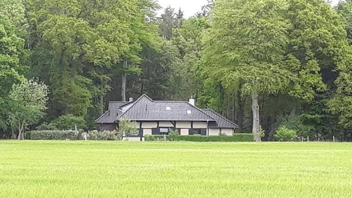 Ferienhaus für 12 Personen, mit Terrasse und Garten sowie Ausblick