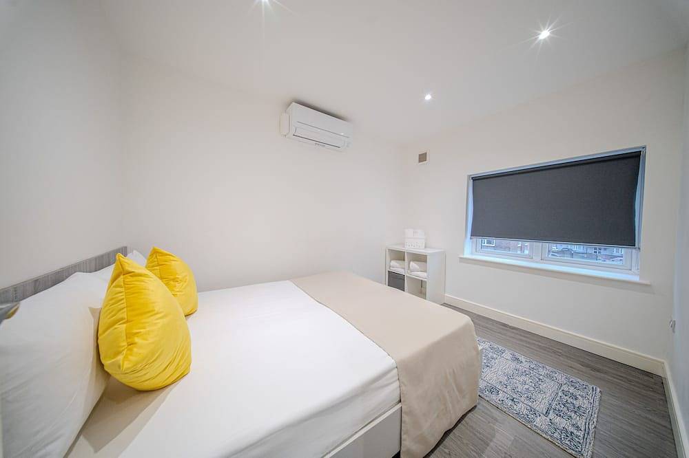 Geheel appartement, Two Bedrooms Apartment at Ilford Luxury Apartments in Redbridge, Londen
