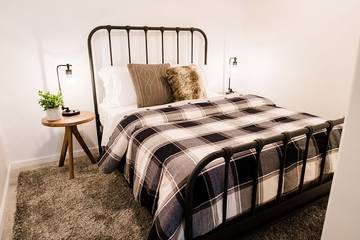 Log Cabin for 8 Guests in Bass Lake, Madera County, Picture 1