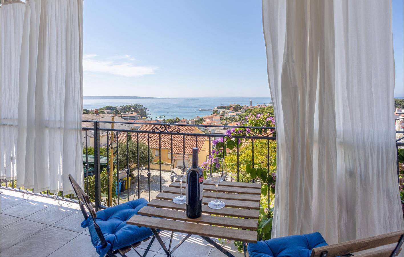 Ganze Ferienwohnung, Ferienwohnung für 2 Personen mit Terrasse in Palit, Rab