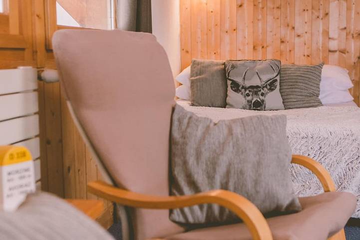 Beautiful chalet in heart of the Alps- Catering Available in Montriond, Les Portes du Soleil
