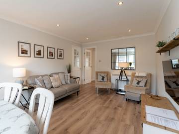 Bungalow for 4 People in Aviemore, Cairngorms National Park, Photo 1